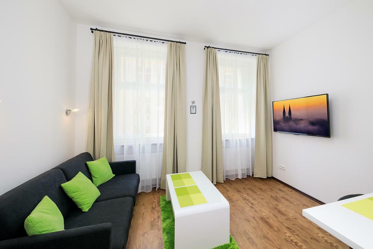 Apartment Near City Centre With Parking Place Prague Exterior photo